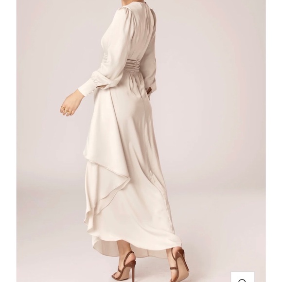 Veiled Collection Annabelle Pleated Waist Maxi Dress - Picture 2 of 7